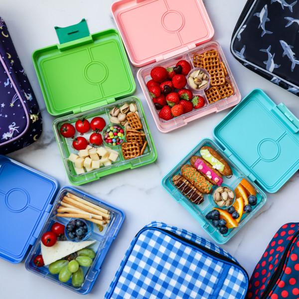 Kinderlunchboxen / Snackboxen YUMBOX SNACK mit 3-Fächer. Kleine Snackboxen für Mädchen und Jungs. Kinderlunchboxen für Kindergarten und Schule.