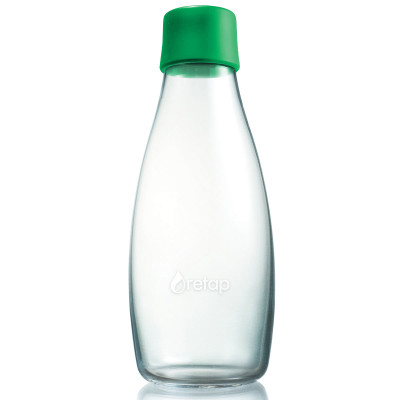 Retap Trinkflasche 0,5l aus Borosilikatglas mit grünem Deckel.